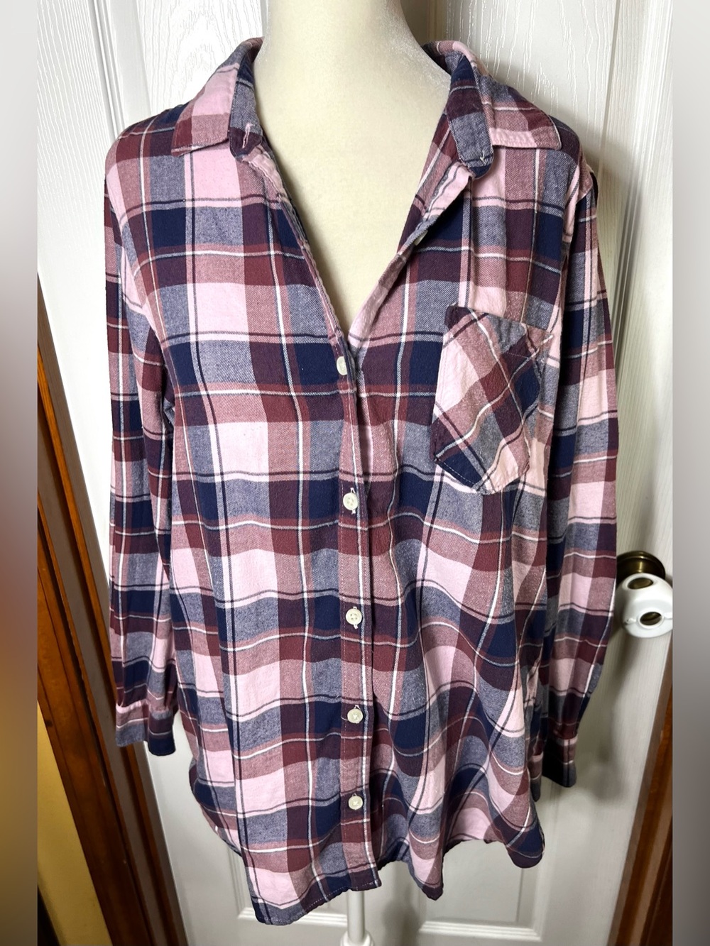 Old Navy Flannel Top Blouse Lightweight Purple Plaid Cotton Women’s L